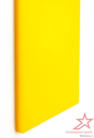 Цветное акриловое стекло ALUGLAS цвет желтый